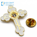 Fabricants de haute qualité en métal de forme personnalisée 3D broche en strass diamant épinglette insigne revers lions club épingles à vendre